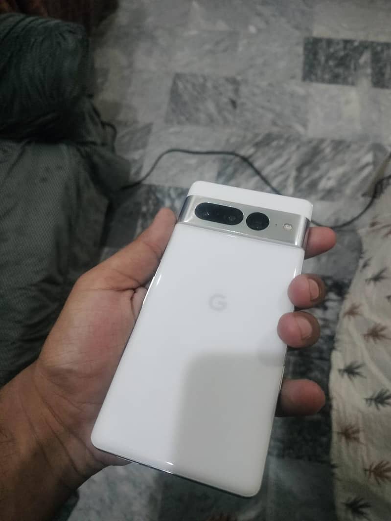 Google Pixel 7 Pro 2