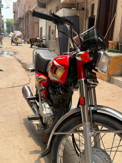 Honda 125 2025