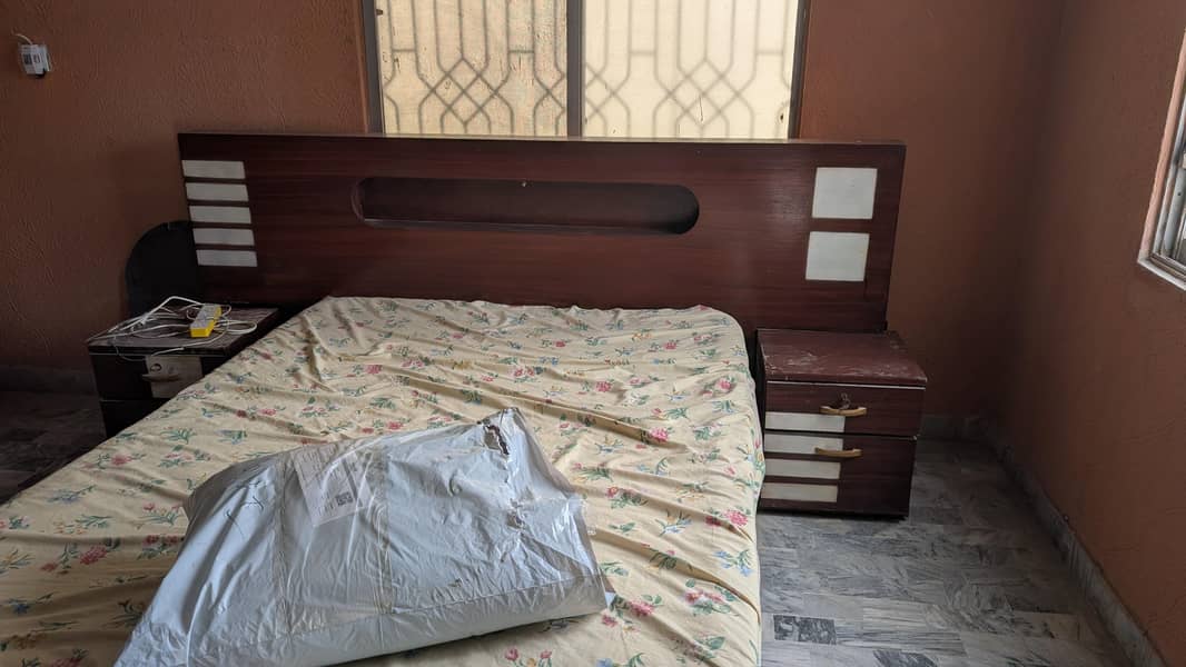 Bed, matters and Dressing table 1