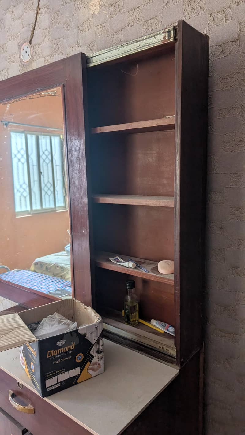Bed, matters and Dressing table 2