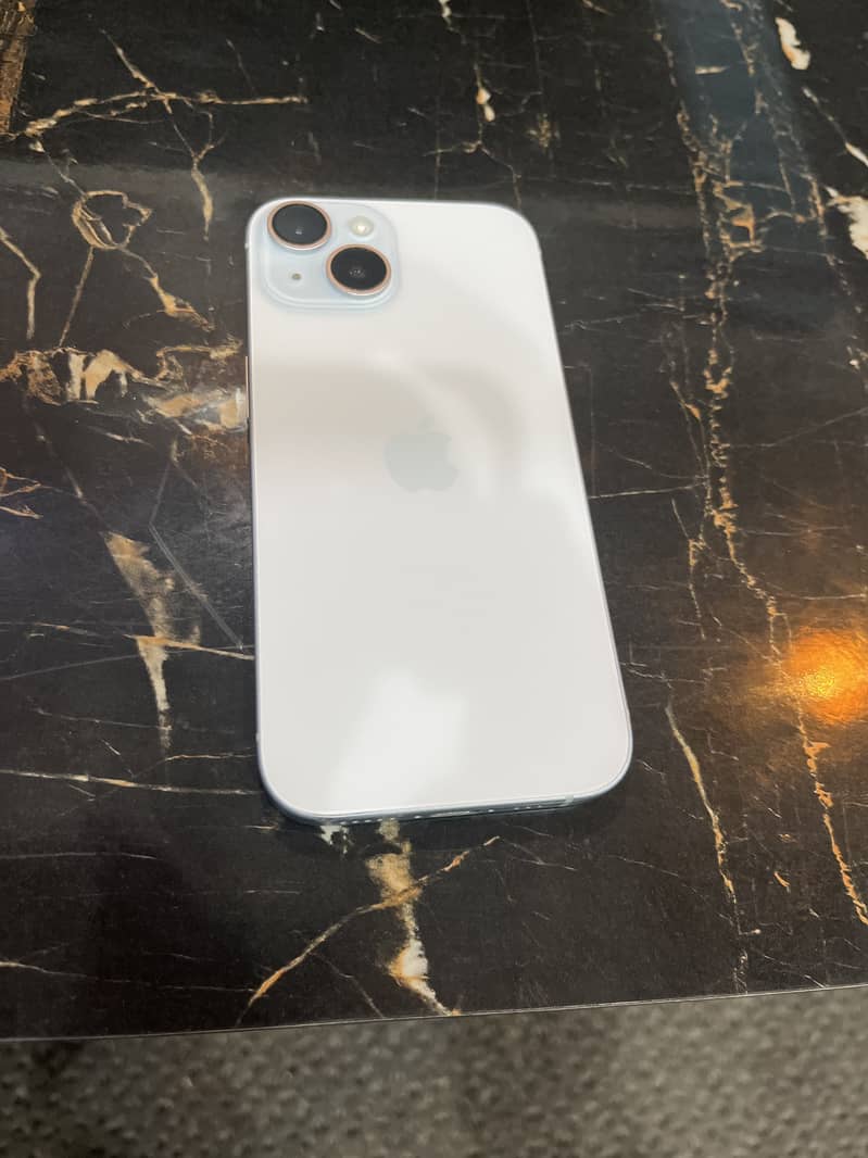 Apple iPhone 15 0