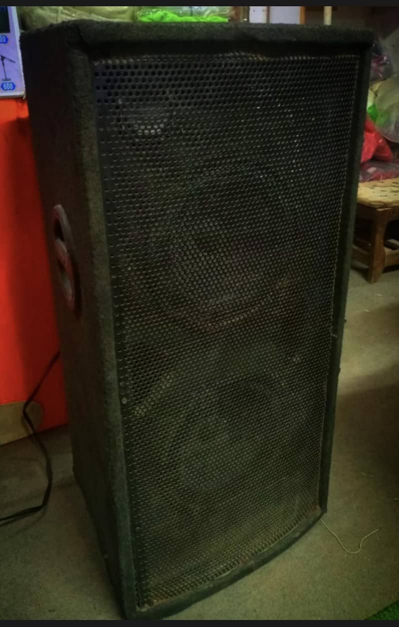 speaker 0