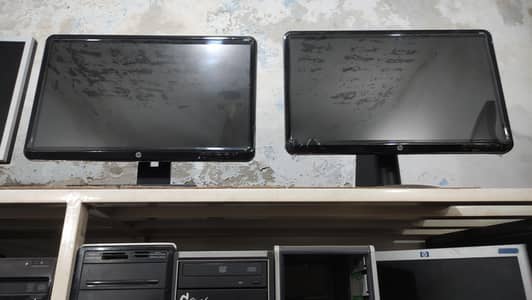 HP Monitor 20 inch Different models for sale 10/10