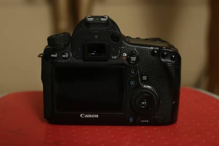 Canon EOS 6D DSLR + 50mm Lens + Battery Grip + Charger | Full Frame