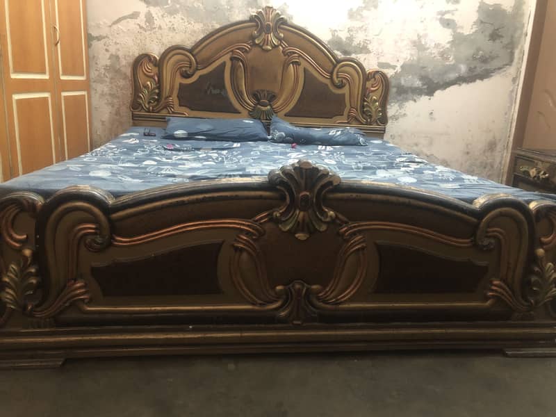Bed, Dressing table , side table , showcase 0