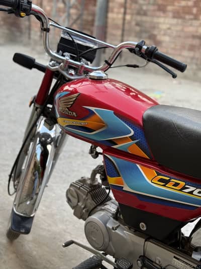 honda cd 70 25/26 islamabad number first owner
