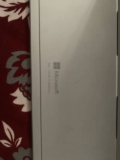 Microsoft tablet go1