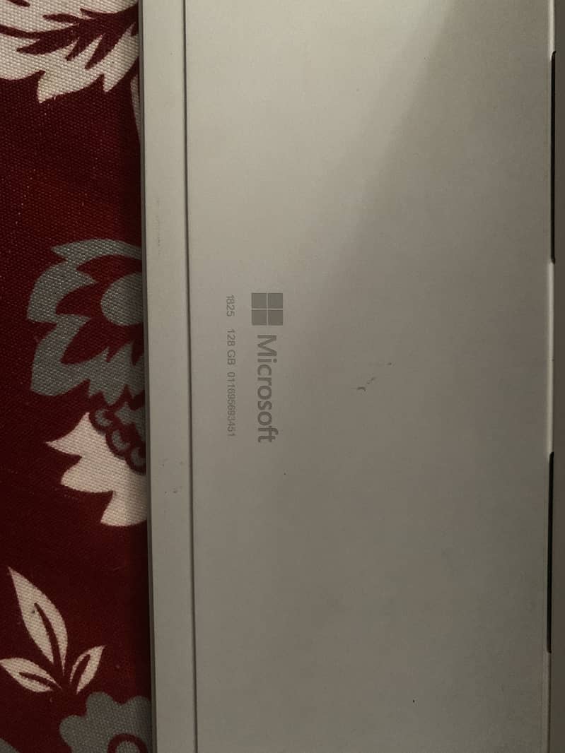 Microsoft tablet go1 0