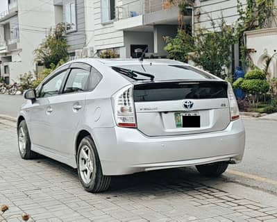 Toyota Prius 2011