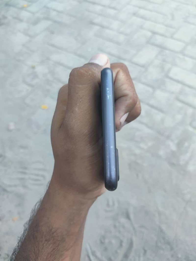 Apple iPhone 8 Plus 1