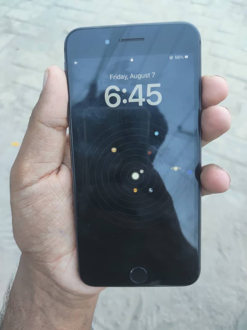 Apple iPhone 8 Plus 6