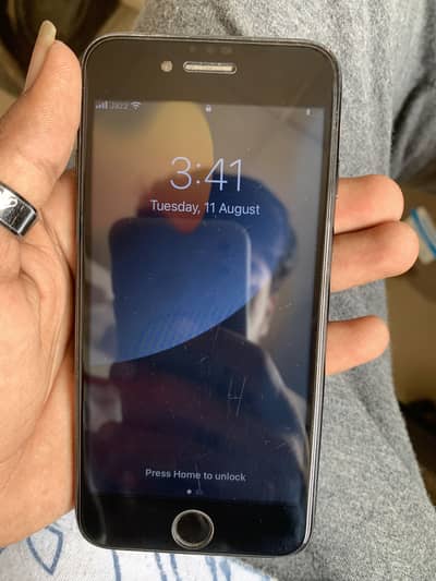 Apple iPhone 7