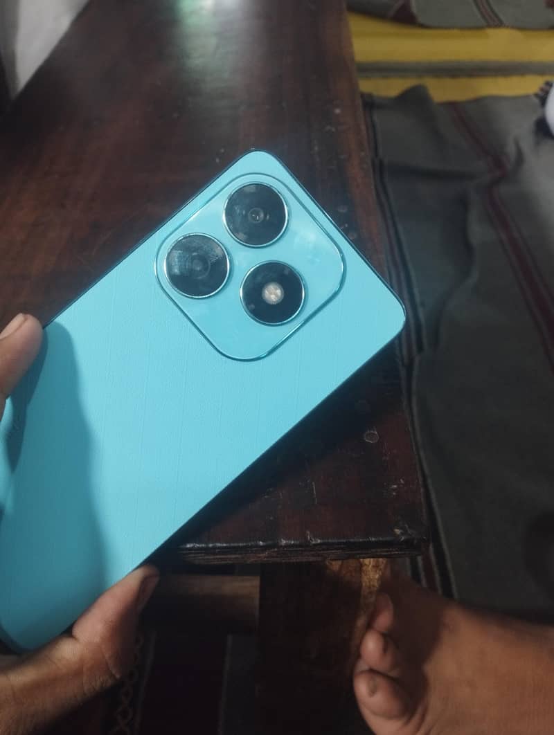 Tecno Spark 20 2