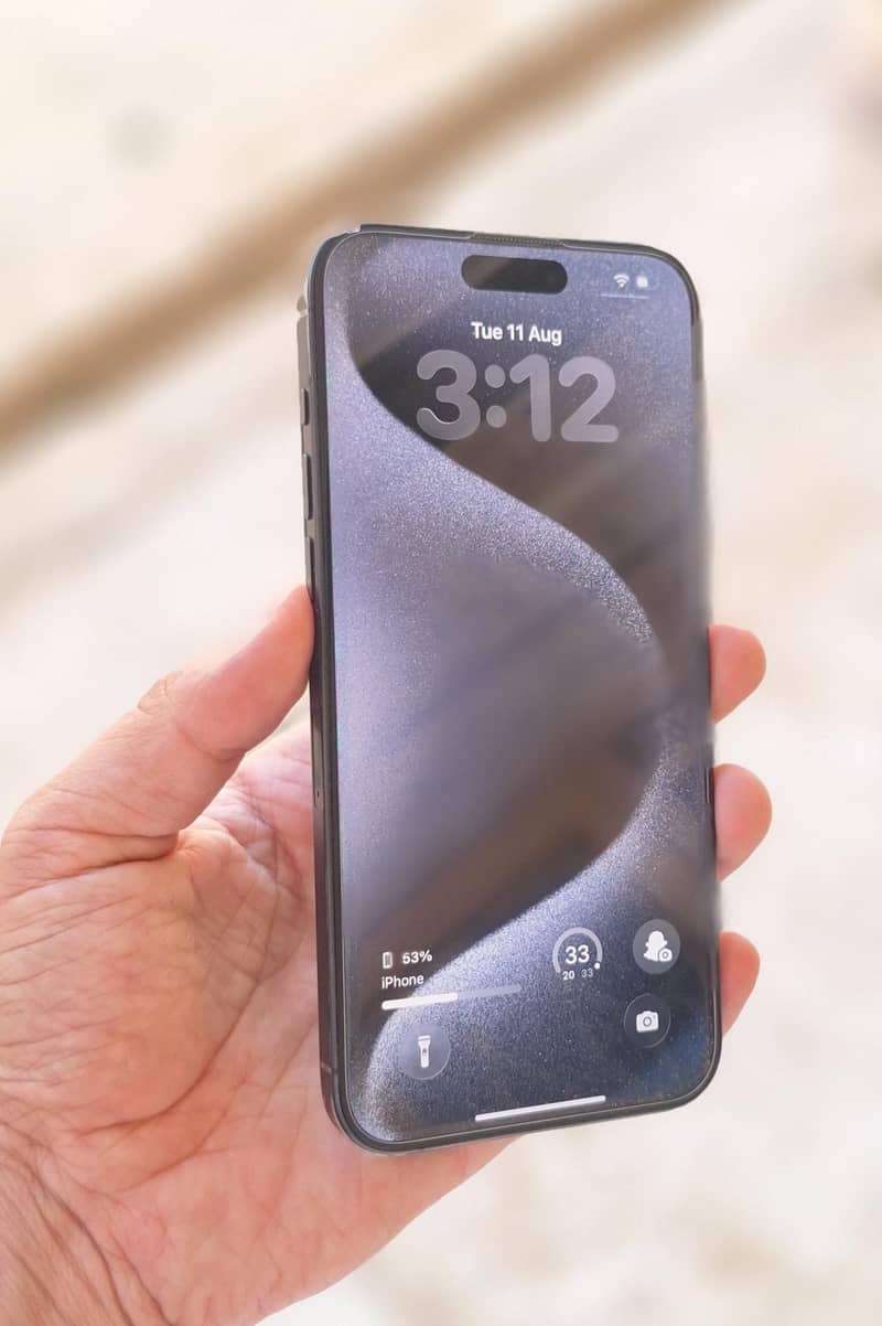 Apple iPhone 15 Pro Max 1