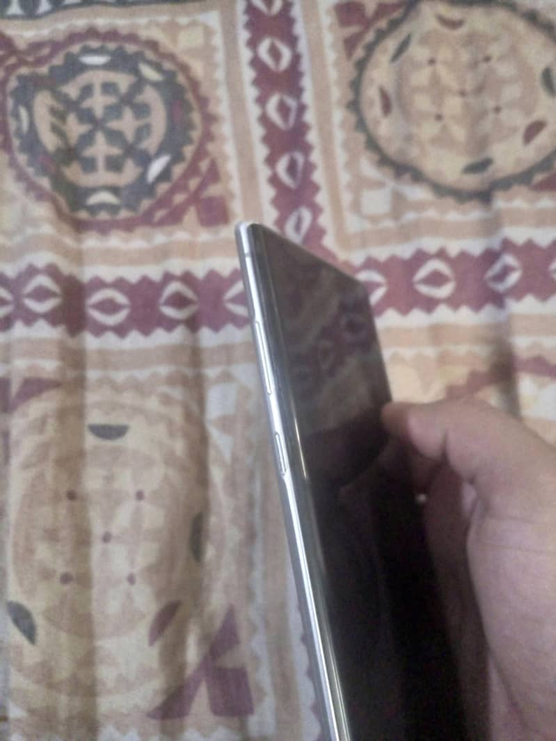 Samsung Mobile Note 10 Plus 1