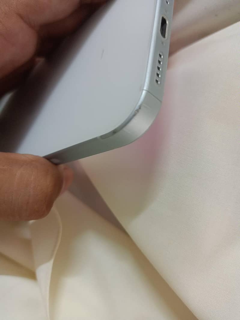 Apple iPhone 15 1