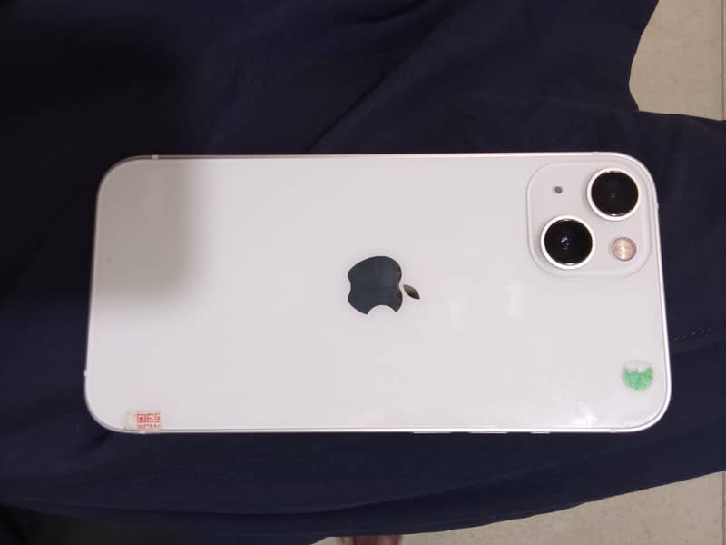 Apple iPhone 13 0