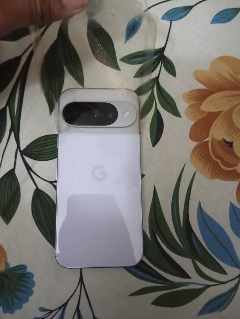 Google Pixel 10 2