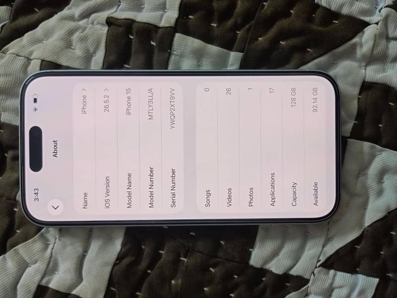Apple iPhone 15 6