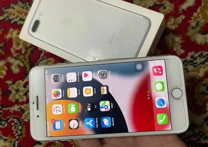 Apple iPhone 7 Plus 5