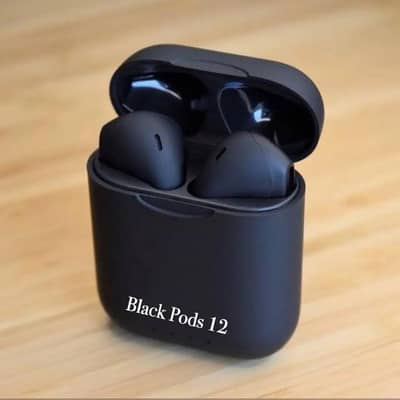 airpod black pod 12