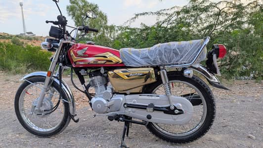 HONDA 125 SPECIAL EDITION GOLD 2026