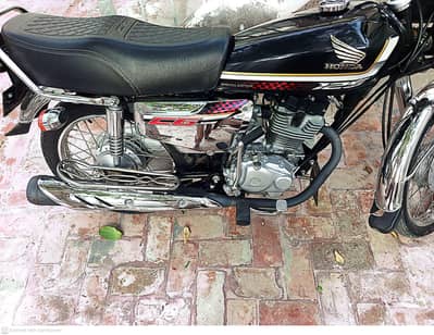 Honda 125 special edition 2025 model total jenin bio available