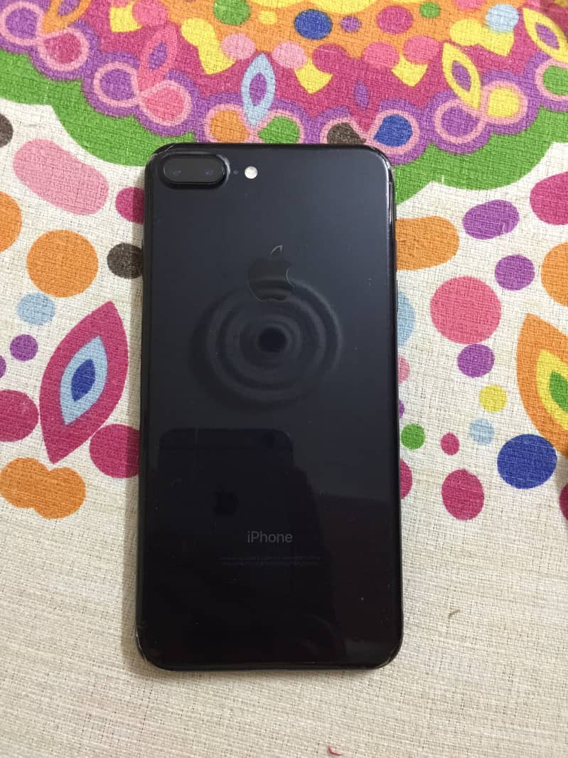 Apple iPhone 7 Plus 3