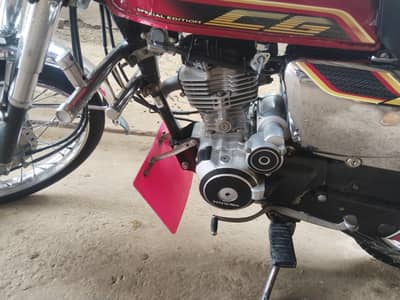 honda 125se 2022 model condition saf hai 03076288625