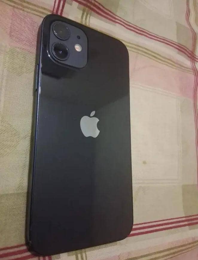 Apple iPhone 12 2