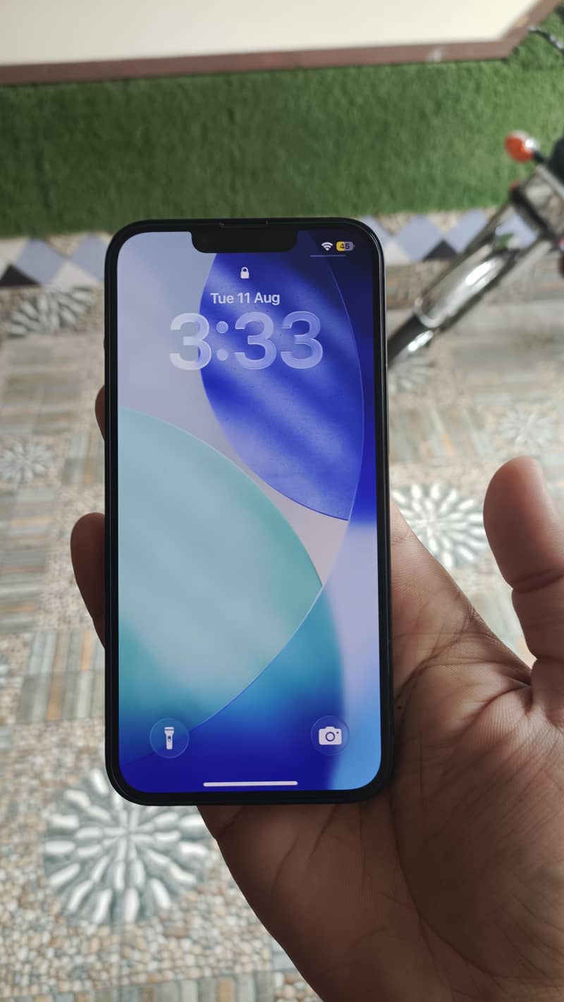 Apple iPhone 14 6