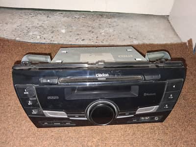 ORIGINAL TOYOTA COROLLA MP3 PLAYER with fitting console