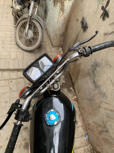 125 super power good condition