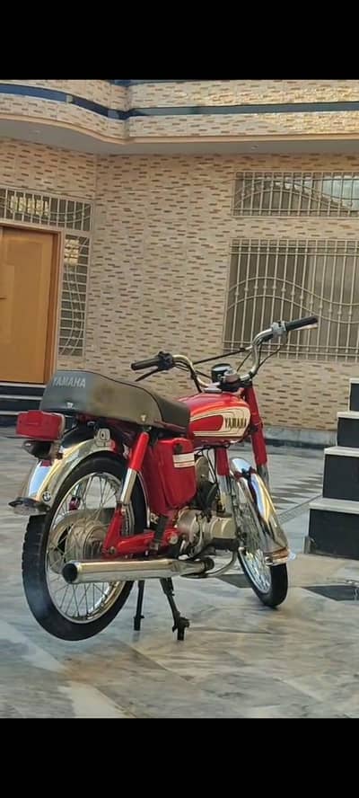 Contact number 03139300635