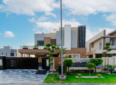 10 Marla House for Sale in NESPAK Housing Society Lahore