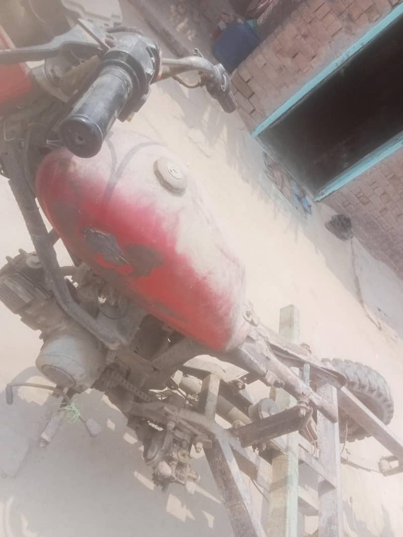 03007225205 6