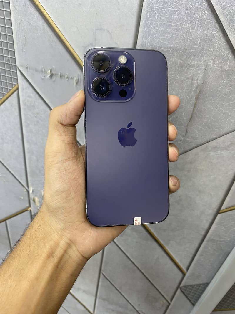 iPhone 14 Pro 0
