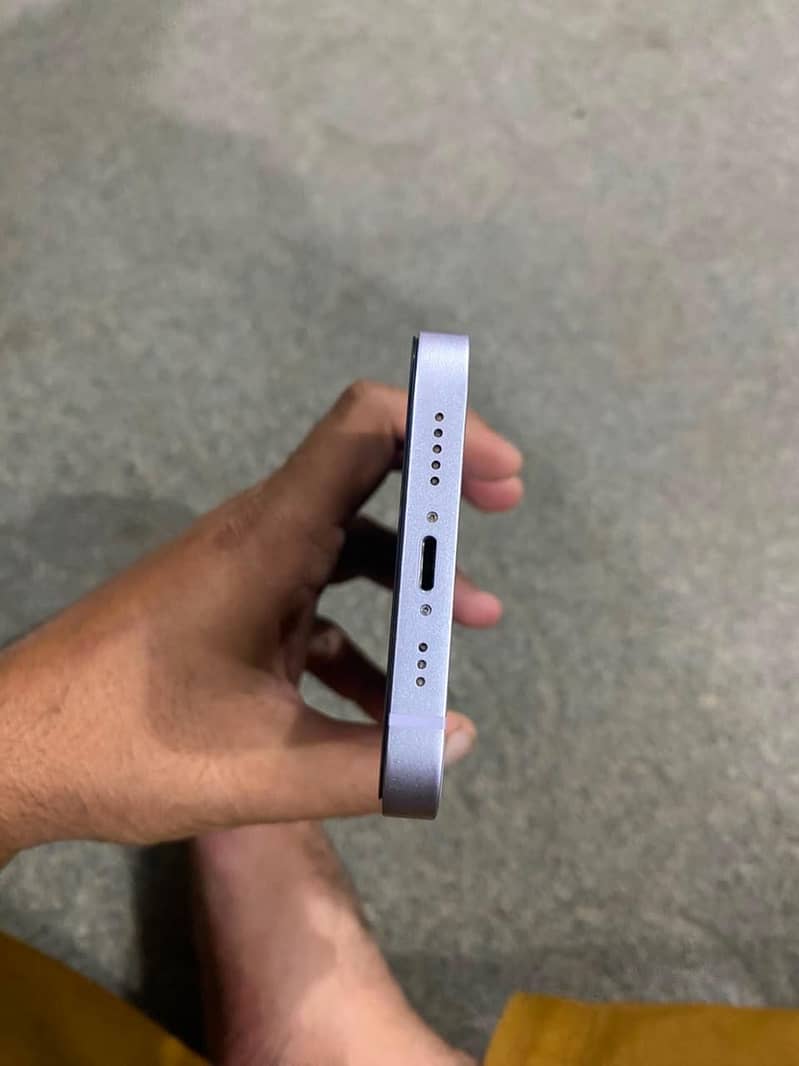 Apple iPhone 14 5