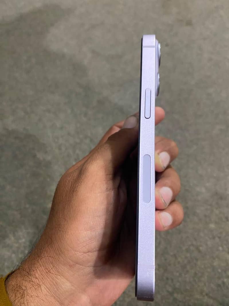 Apple iPhone 14 7