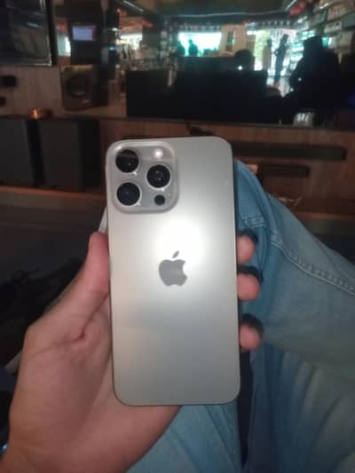 Apple iPhone 15 Pro Max
