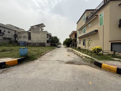 Faisal Town Block C 25*50 For Sale In 800 Series Near To Possession Plot First Come First Available