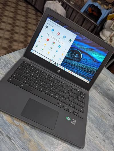 HP CHROME BOOK