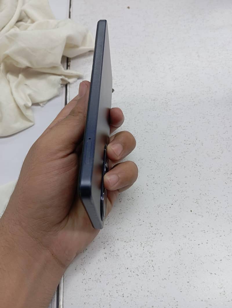 OPPO A60 2