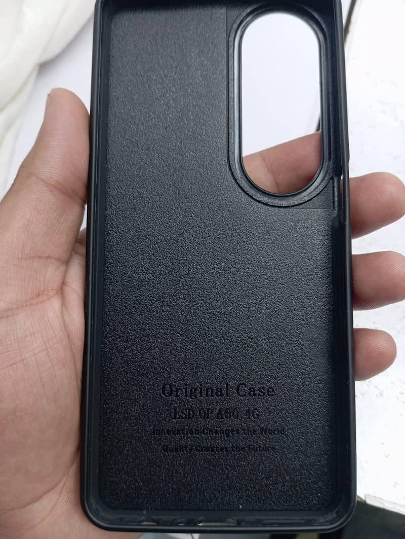 OPPO A60 7