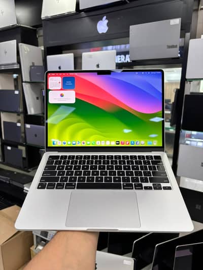 Apple MacBook Air M2 2022 13" 16GB | 256GB 90% Battery | 79 Cycles