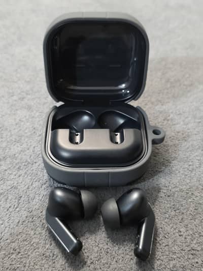 Galaxy Buds 4 Pro | 10/10 Condition