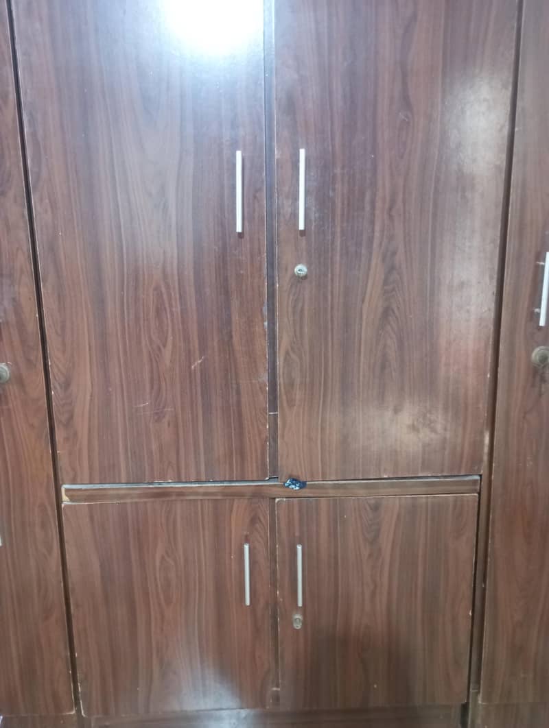 wardrobe 3