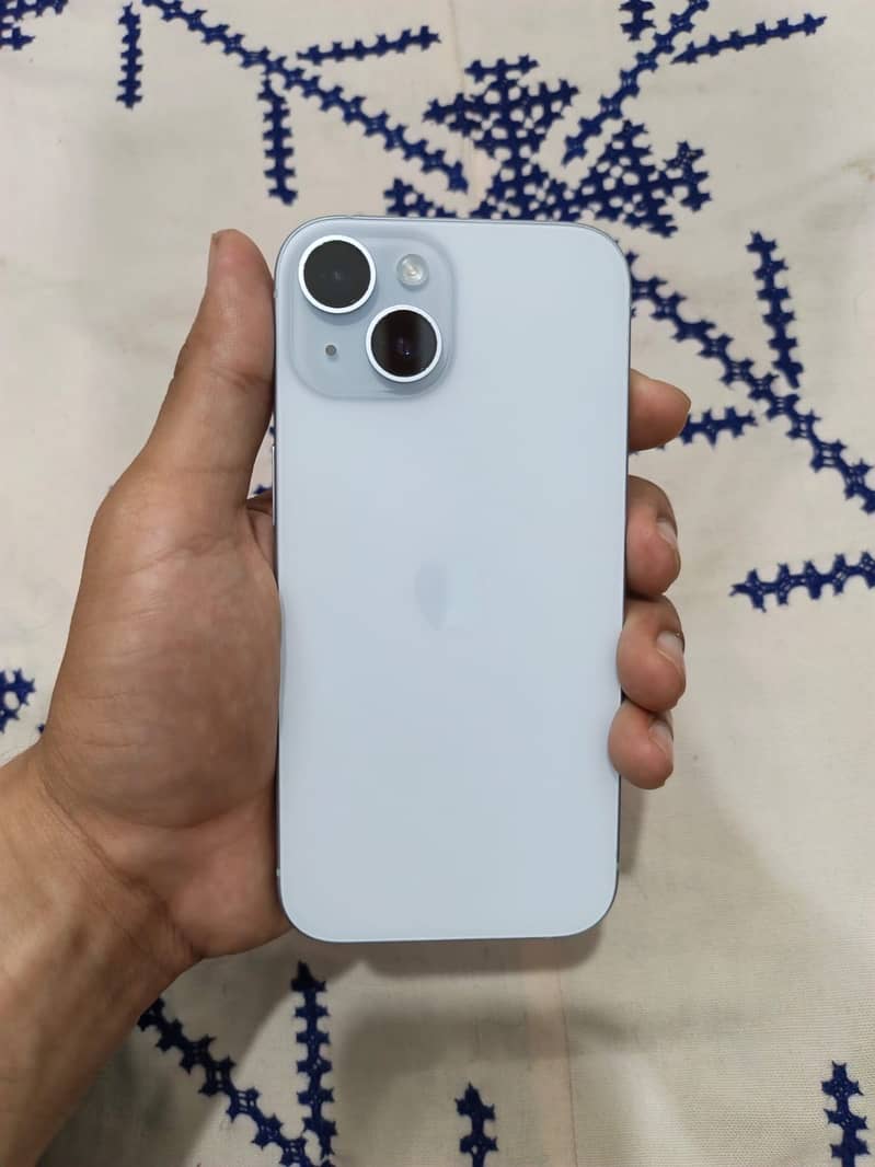 Apple iPhone 15 0