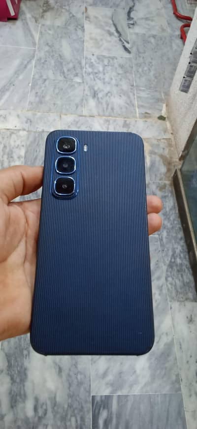 Infinix Hot 60i 8/128