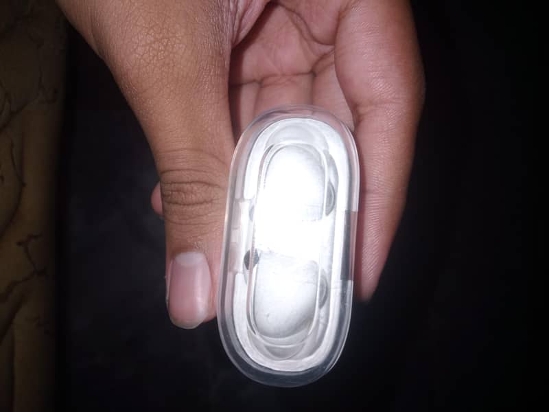 airpods 0